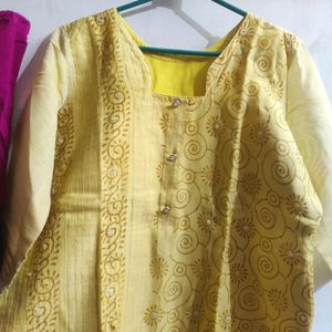 Women's Lemon Yellow Kurti set...