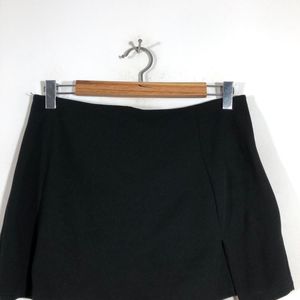 Black Shorts (Women’s)