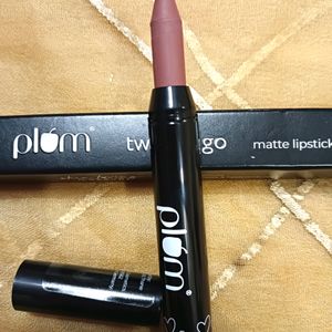 Plum Twist And Matte Lipstick 💄