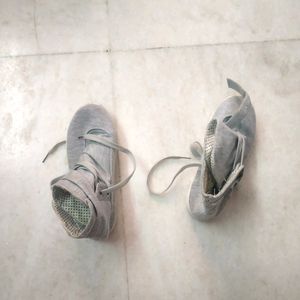 Grey boots | size - 5 |