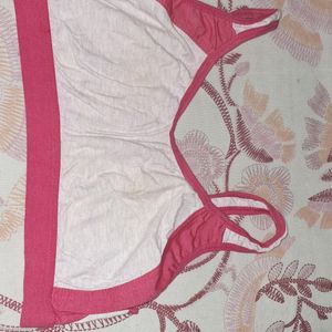 6 Camisoles And 2 Bra 36 Size