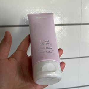 Nykaa Love Struck Body Lotion - First Date