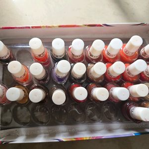 Pack Of 27 Nail Polish