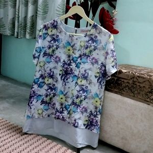 Floral Plus Size Top#STUDIO