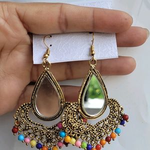 2 Earrings Set