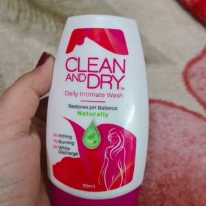 Clean N Dry Intimate Wash