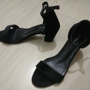 Heels Black Velvet