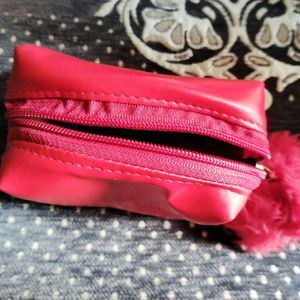 Myglamm Pouch