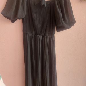 ! Pleated Design Black Straight Fit Maxi Dre