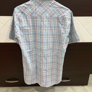 Half Sleeves Checks Shirt