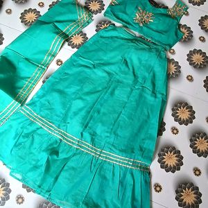 CROP TOP LEHENGA