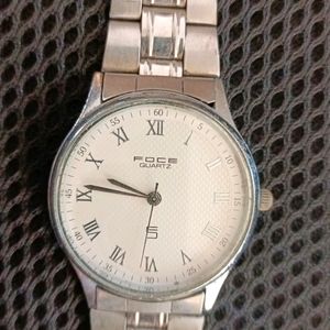 FOCE Quartz Big Dial Watch with Silver Strap.