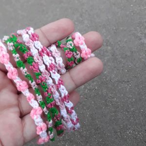 Flower Thread Braclete