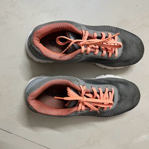 Reebok Sports Shoe