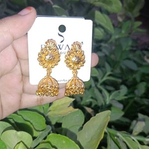 Golden Jhumka