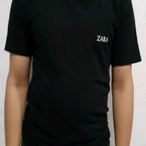 Black Zara T-shirt