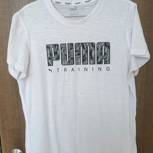 Gym Wear T Shirt For Women Puma & Clovia Brand .