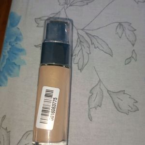 COMBO FOUNDATION AND CONCEALER