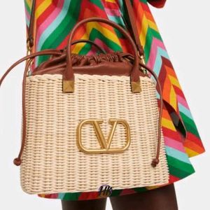 Valentino Garavani Beige VLogo Basket Handle Bag