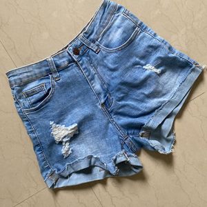 Style Torn Shorts