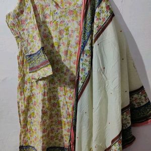 Original Bin Saeed Pakistani Kurta Dupatta..slight