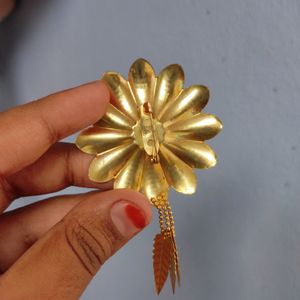 Multipurpose Brooch