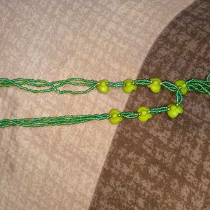 Green Flower And Beeds Chain