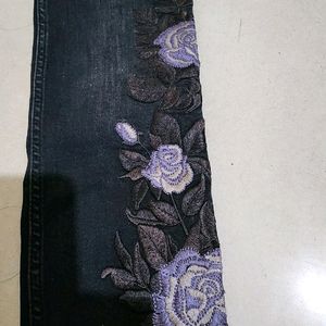 Floral Black Beauty Mango Jeans