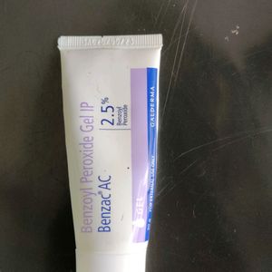 Benzoyl Peroxide Gel 2.5%