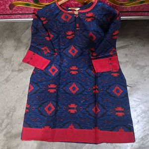 Friendly women kurti.beautiful look