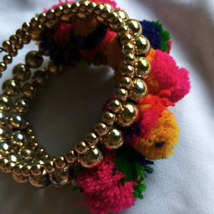 Bracelet pompom