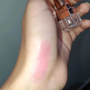 Colour Changing Lipstick