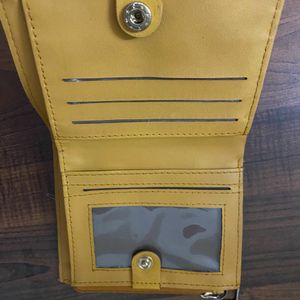 Baggit Yellow Wallet