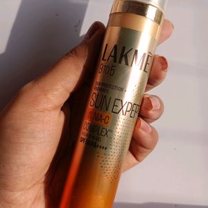 Lakme 9 To 5 Sunscreen