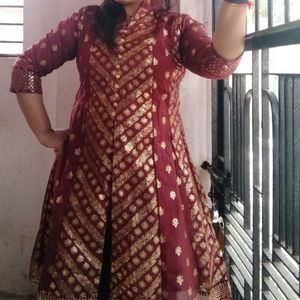 Women Chanderi Kurti Pent With Dupatta Set