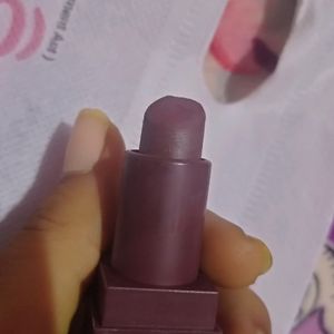 Each 100  Myglamm , Adsbeauty , Color Fever