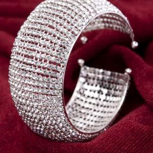 Trendy Silver Diamond Bracelet For Girls