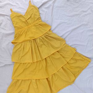 yellow floor length gown (UNUSED)
