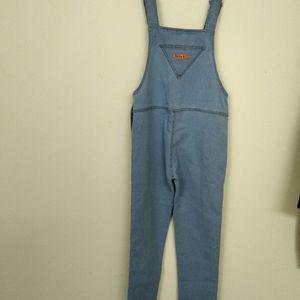 Dungaree