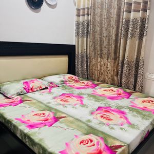 Combo Off❗️( 2 Price Drop Bed sheet + Peach Kurta)