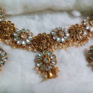 Kundan Set Golden