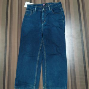 V-68 Size-28 Straight Women Denim Jeans