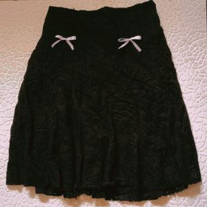 Knee Length Black Short Skirt