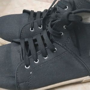 Black Boot Type Shoes