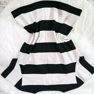 IMPORTED (Japanese) black&white striped knit top