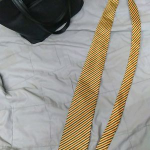 Tie