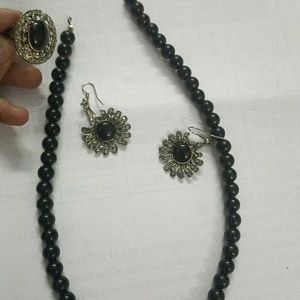 Black Pearl Necklace With Earrings And Ring