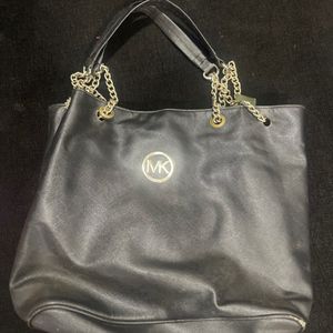 Handbag In Good Condition