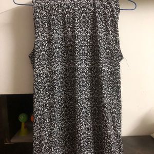 Black White Printed Sleeveless Top