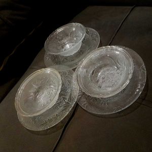 Frosted Glass Dinner Set. 8 Plates + 4 Bowl